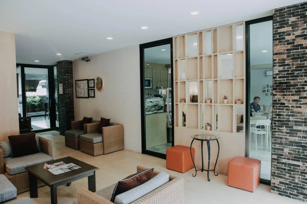 The Peaberry Explorer Hotel - photo 4