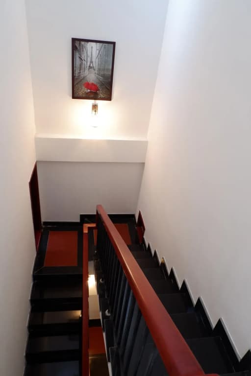 White Lion House - photo 9
