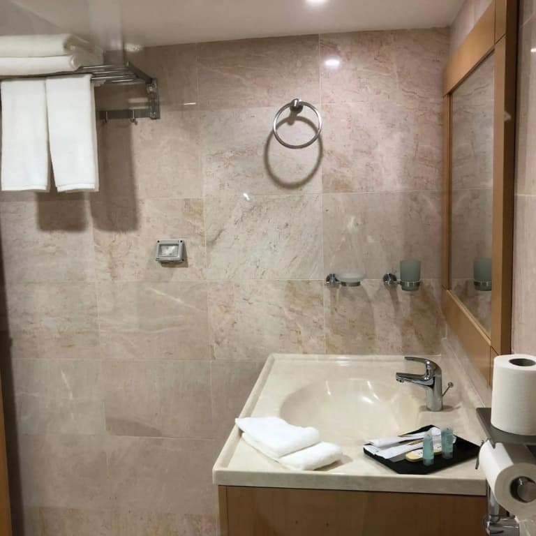 Muscat Plaza Hotel - photo 25