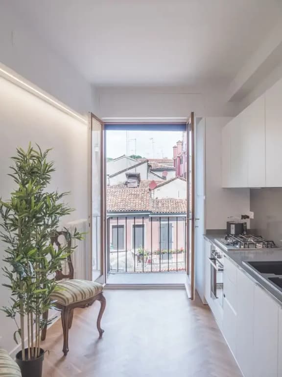 Luxury Apartment On Grand Canal by Wonderful Italy - photo 25