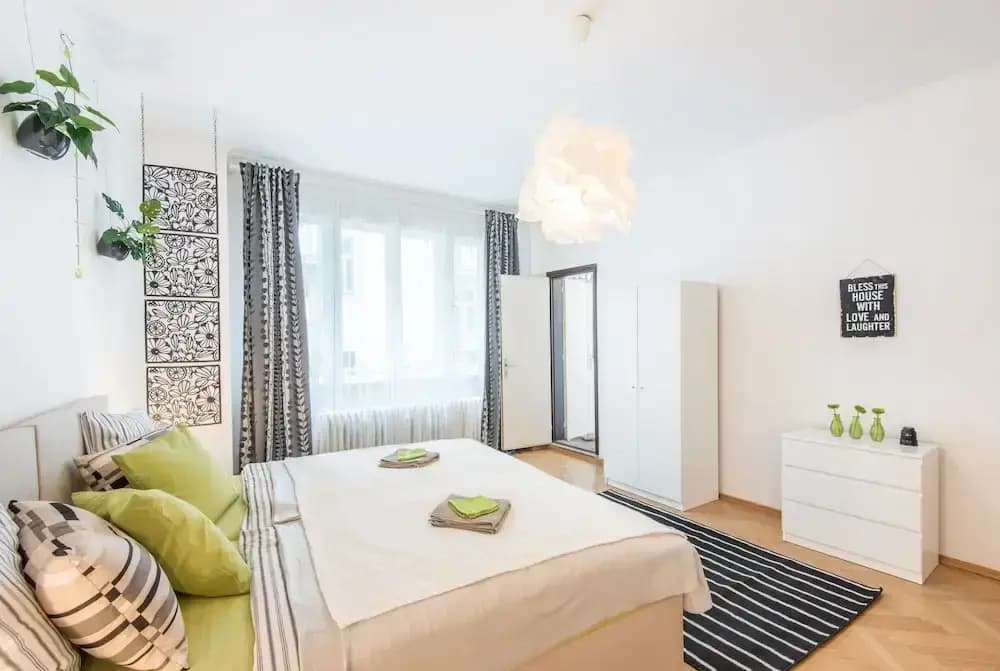 Lodecka apartment - photo 1
