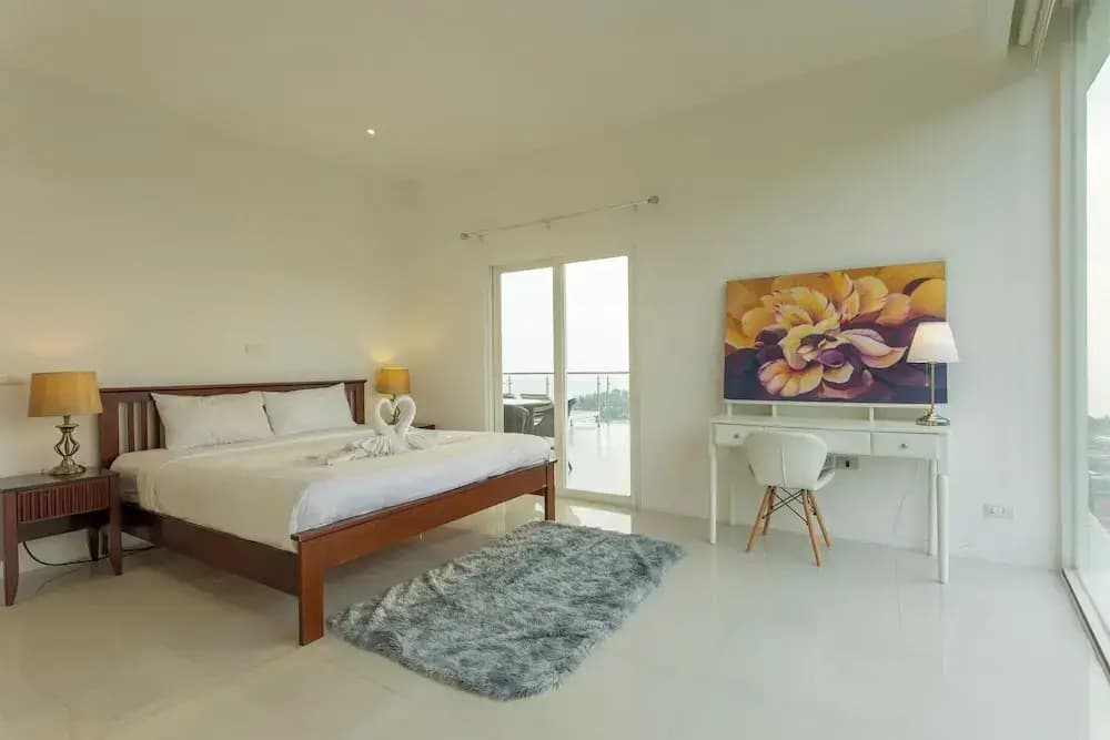 BestViewInPhuket 2 Living Rooms 4 BR C80 - photo 3