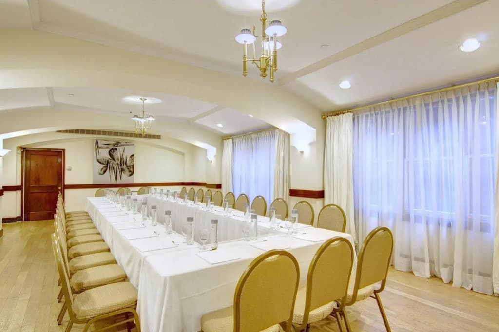 The Roger Smith Hotel - photo 16