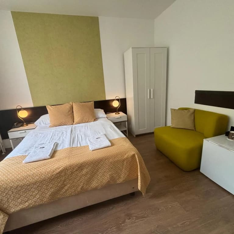 Hotel Gloria Budapest City Center - photo 39