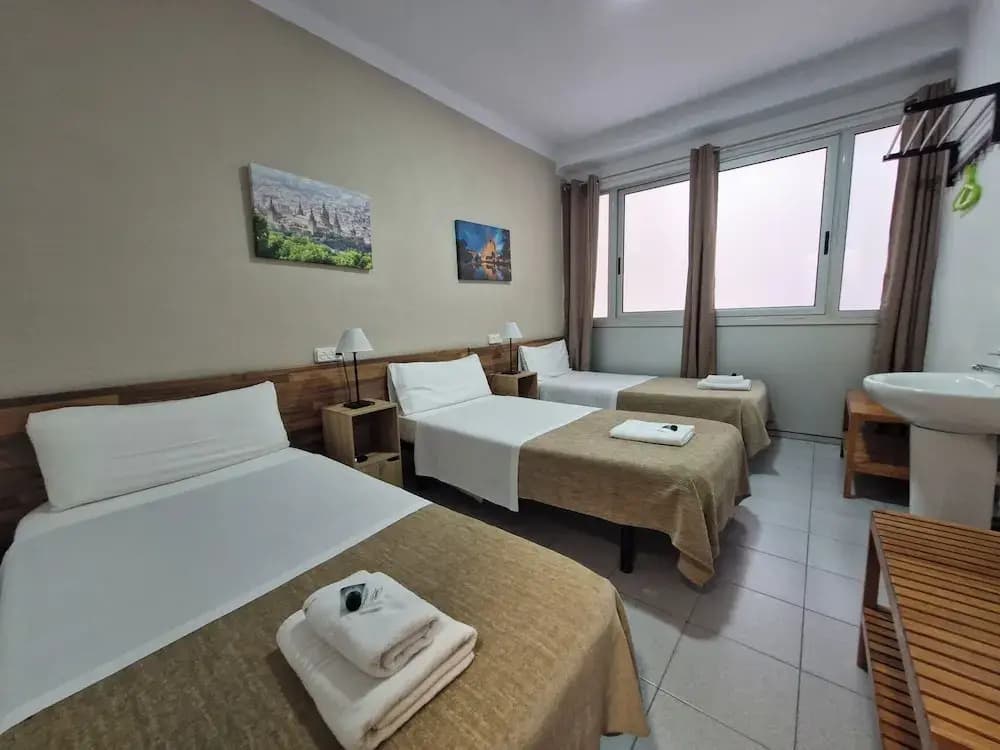 Hostal Elkano - photo 5