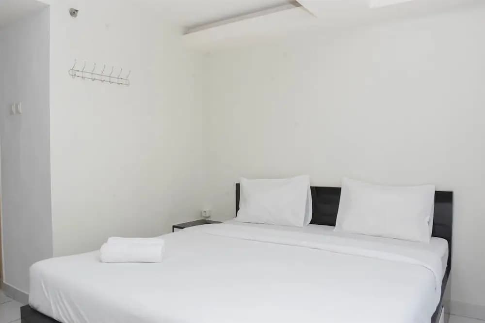 Comfy And Tidy Studio Amethyst Apartment - photo 5