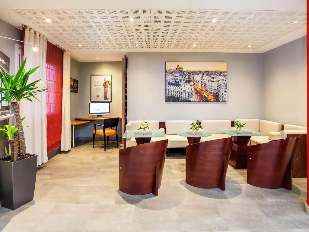 ibis Madrid Calle Alcala - photo 2