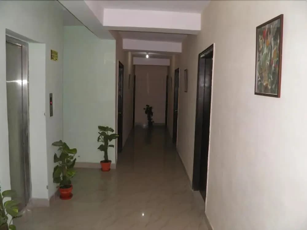 Runway Mahipalpur - photo 9