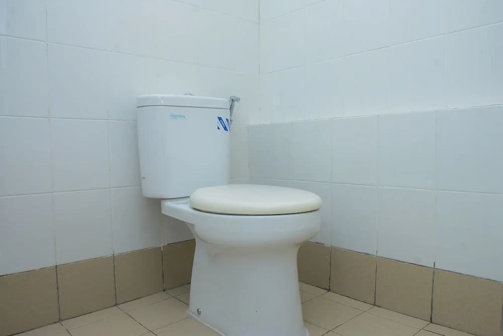 Comfort and Spacious Studio Room Bassura City Apartment - photo 7