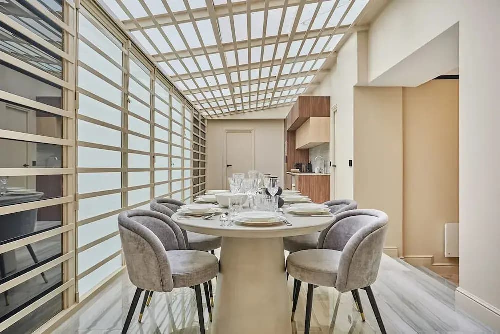 Incredible Le Marais Apartment With Terrace - photo 14