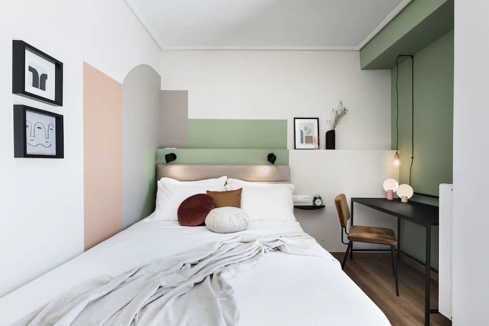 Iconic 1BR Apartment in Koukaki - photo 1