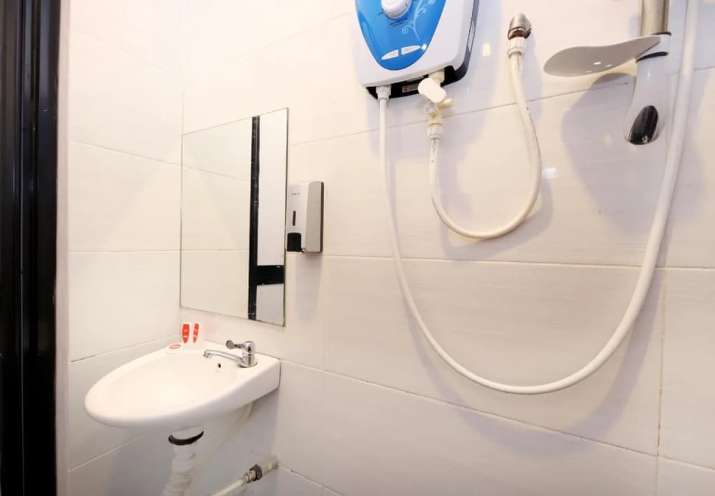 OYO 90456 Hotel Tgl - photo 9