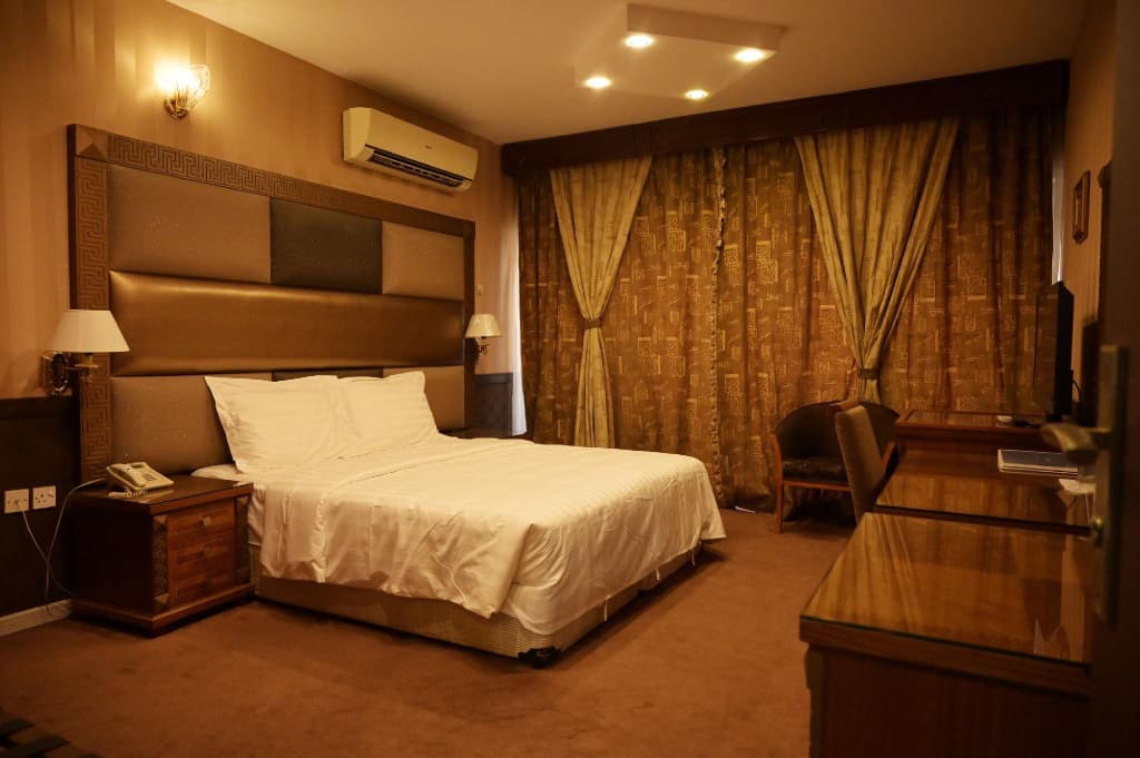 Abjad Crown Hotel - photo 7