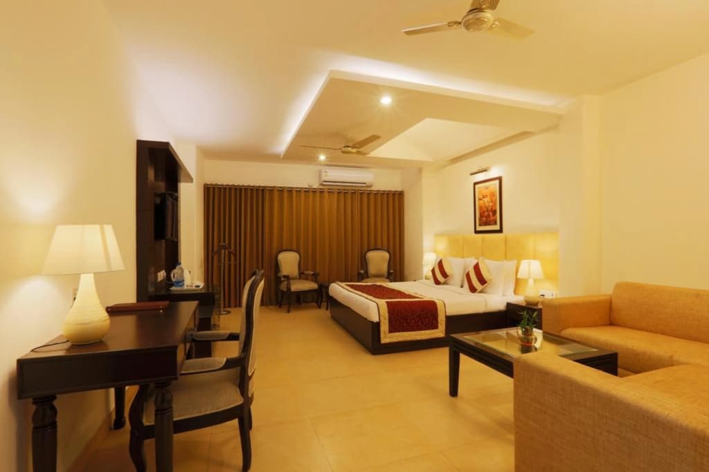 Hotel La Sapphire - photo 5