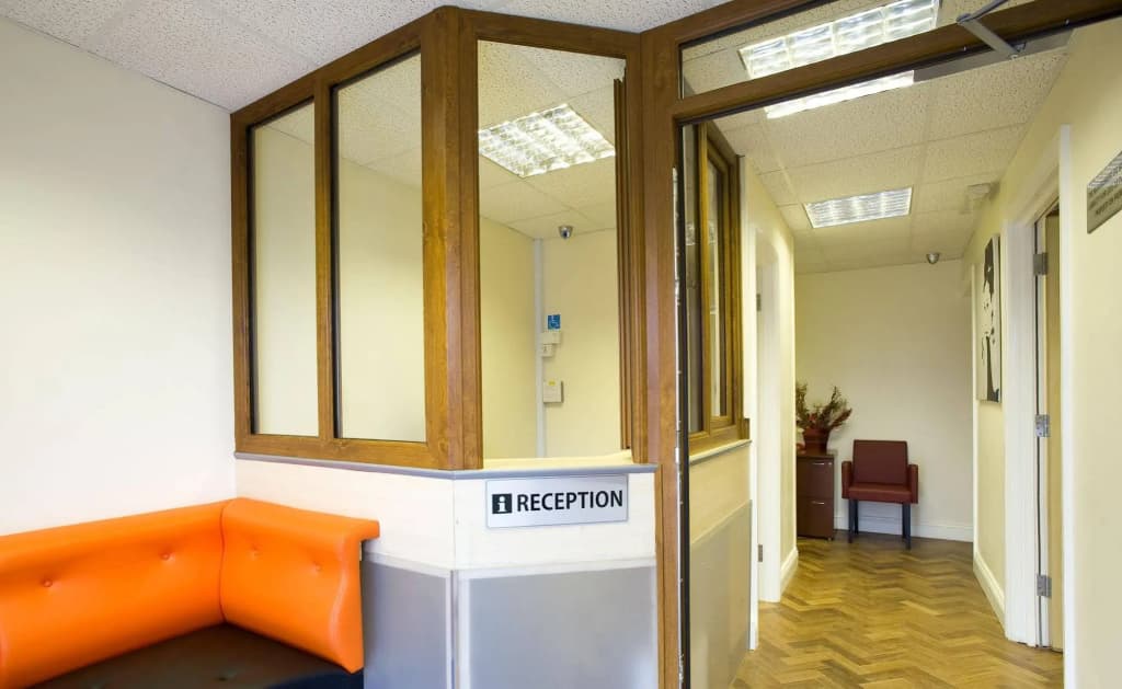 Best Western Northfields Ealing Hotel-Opposite Northfield Station -Piccadilly line - photo 16
