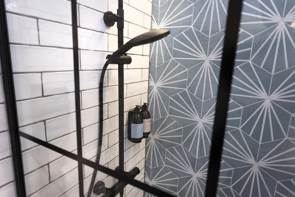 29 Queen Street Aparthotel - photo 17