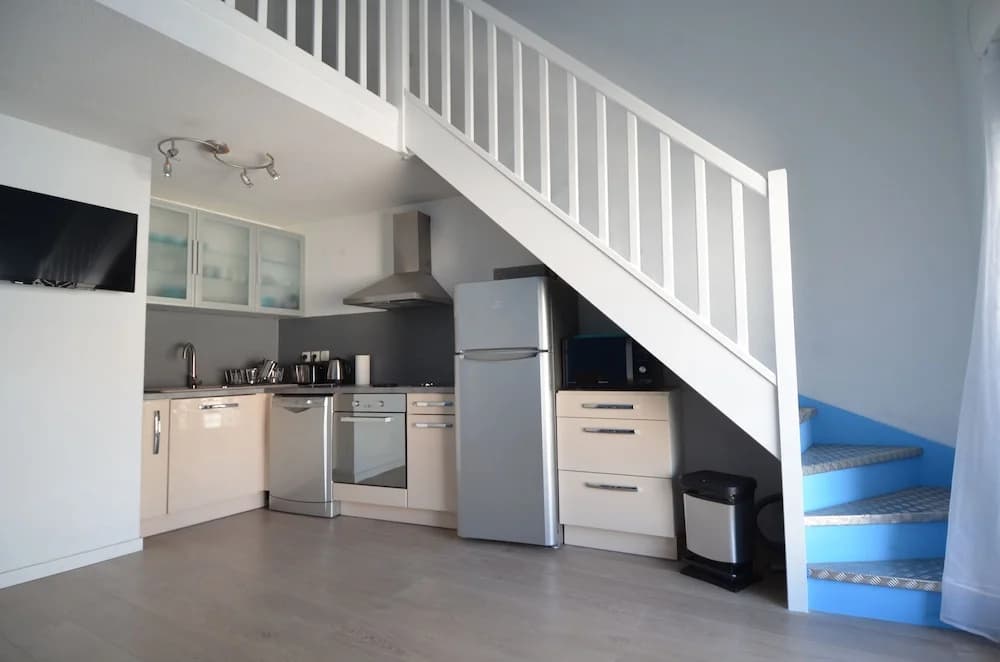 Modern duplex apartment 4 persons near train station Acropolis in Nice - photo 17