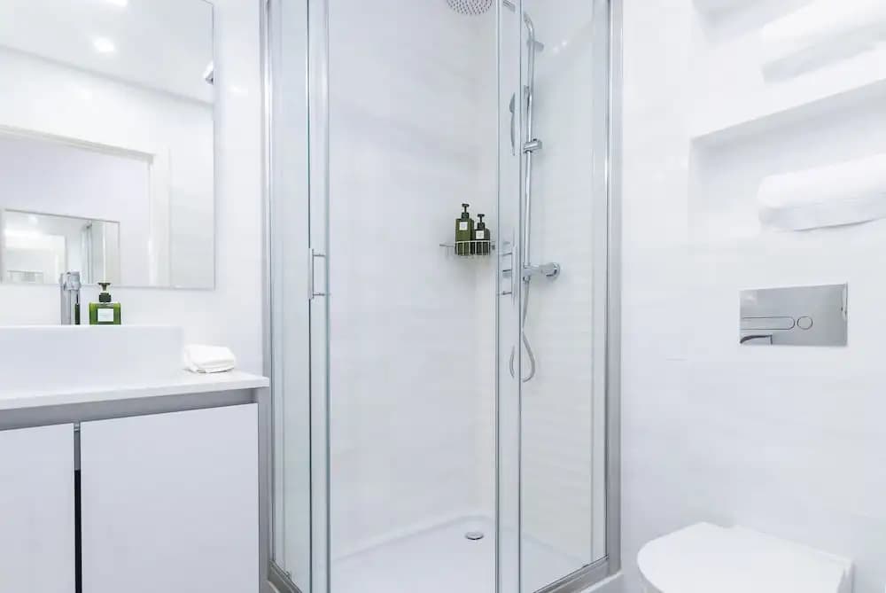 Lisbon Bica Suites Apartments - photo 9