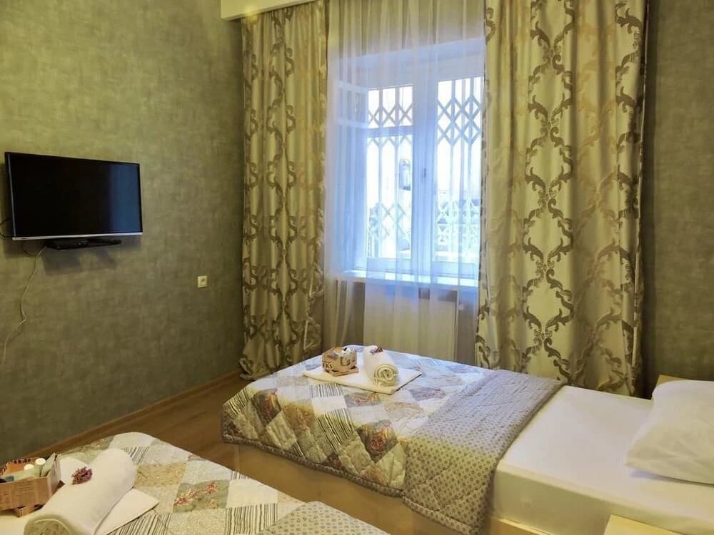 Central House - photo 6