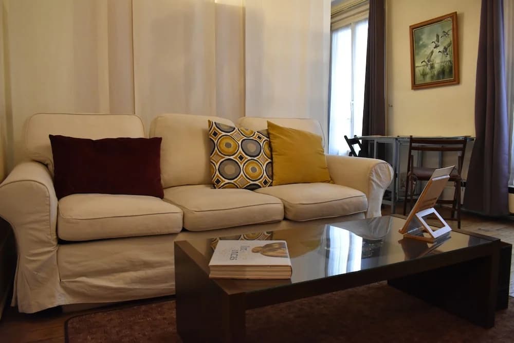 1 Bedroom Apartment In 16Th Arrondissement - photo 5