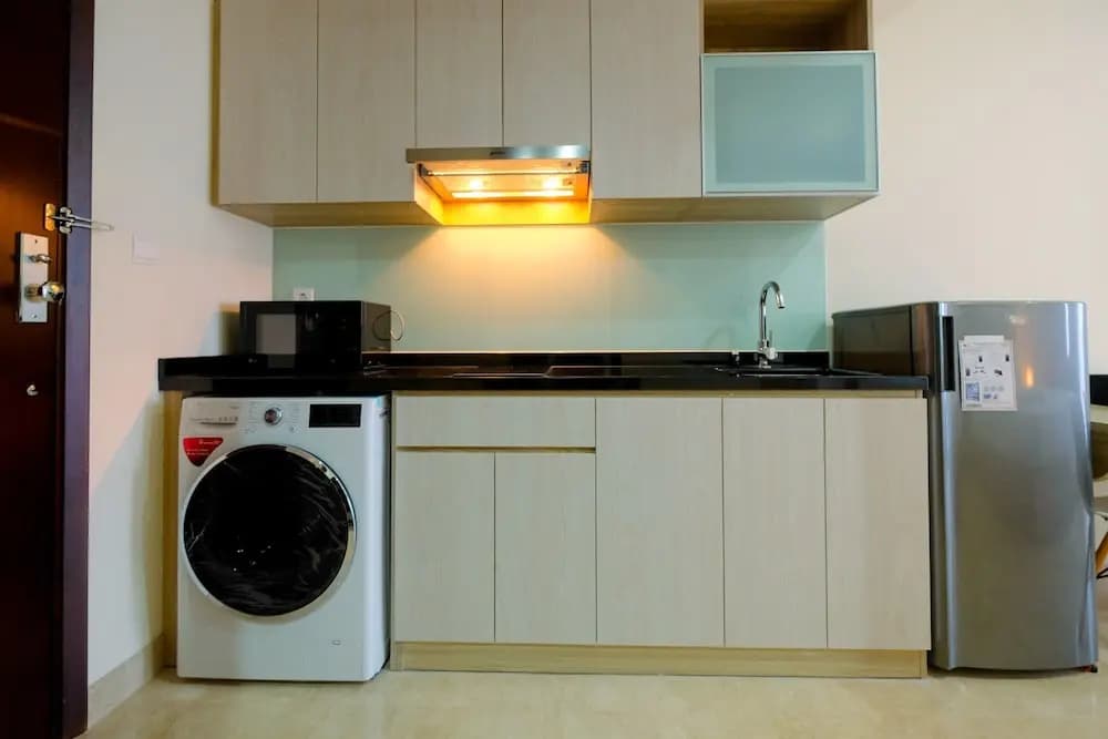 Modern Studio at Menteng Park Apartment - photo 18