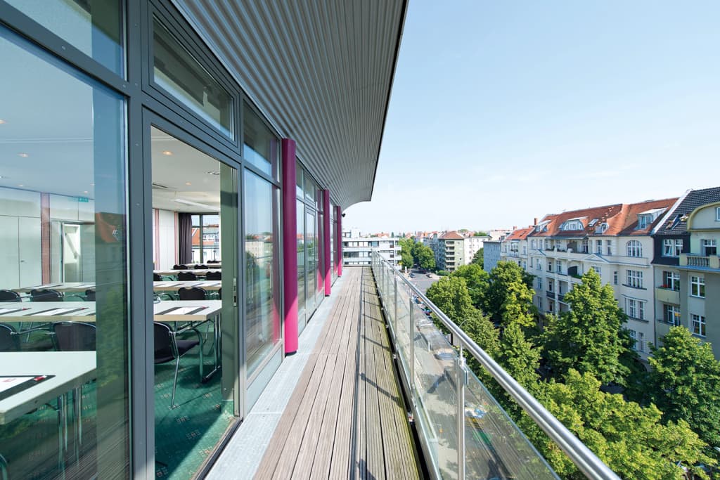 Leonardo Hotel Berlin City West - photo 8