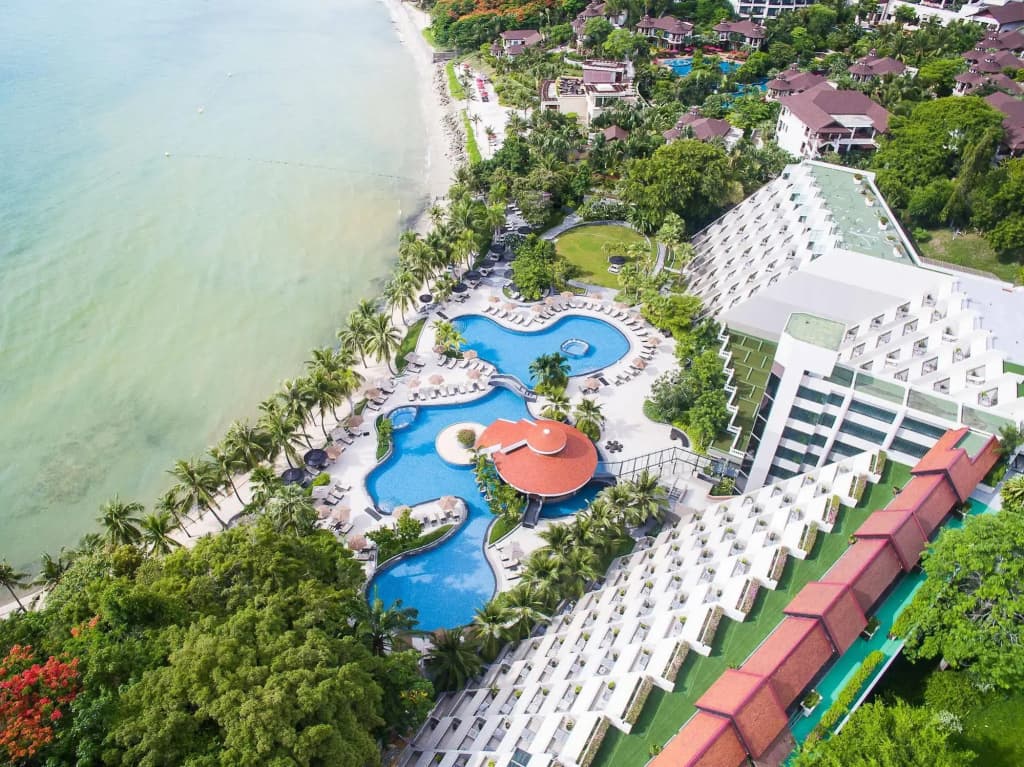 Royal Wing Suites & Spa Pattaya - photo 26