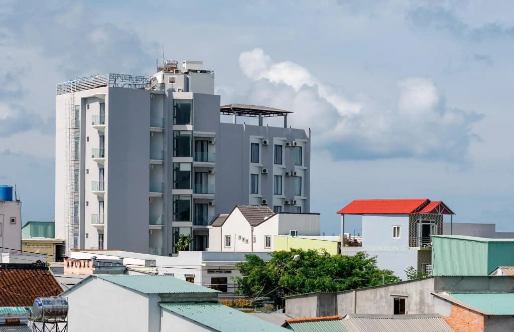 Nipola Hotel - photo 1