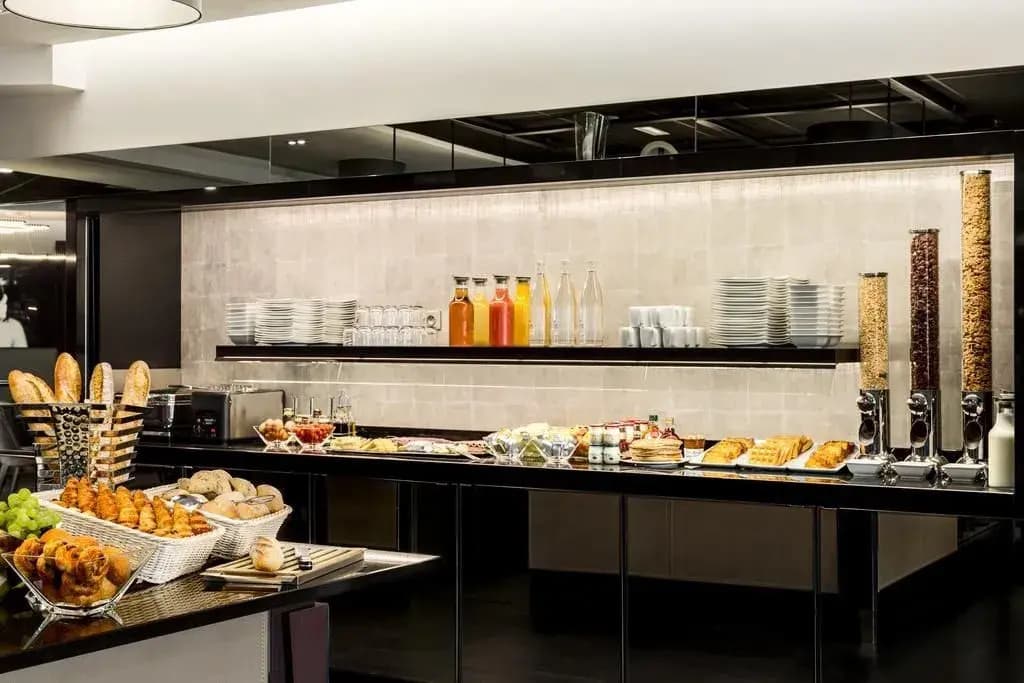 AC Porte Maillot Hotel - photo 12
