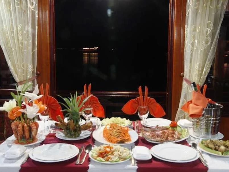Seawind Charter Cruise Halong - photo 3