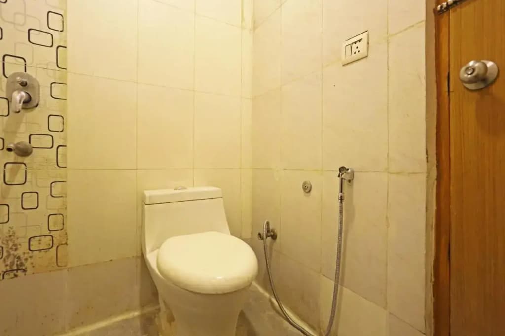 Hotel Milan by Foxi Group-Delhi Airport - photo 12