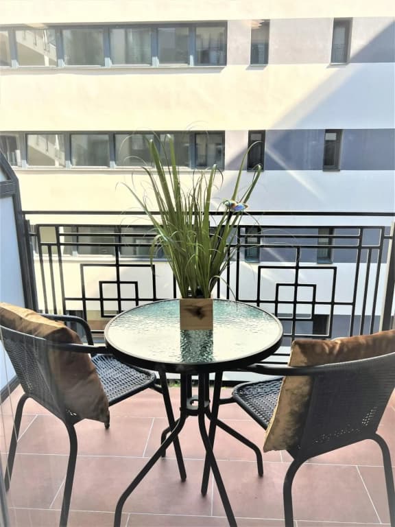 Luxury 5 Star Studio in the City Center with Pool - photo 17