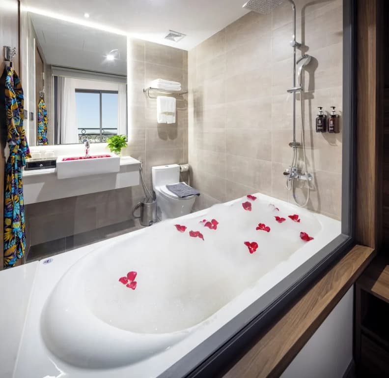 Avari Hotel - photo 8