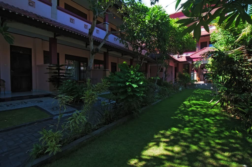 Pesona Beach Inn - photo 15