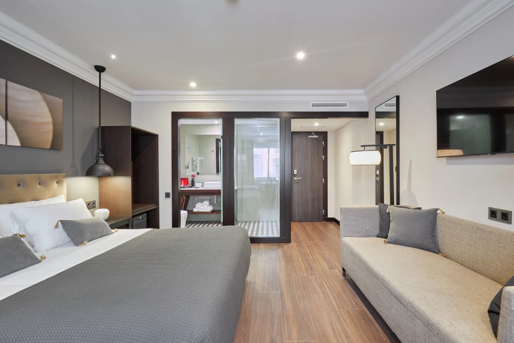 Hotel Cortes Rambla - photo 2