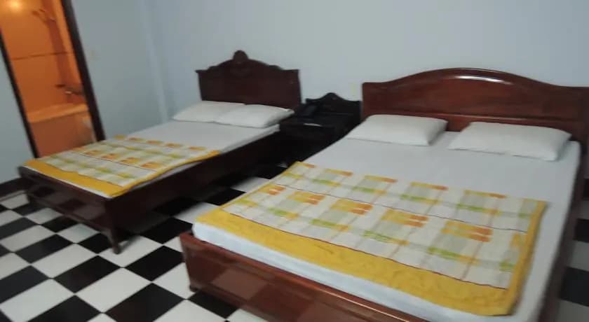 Phi Long Hotel - photo 2