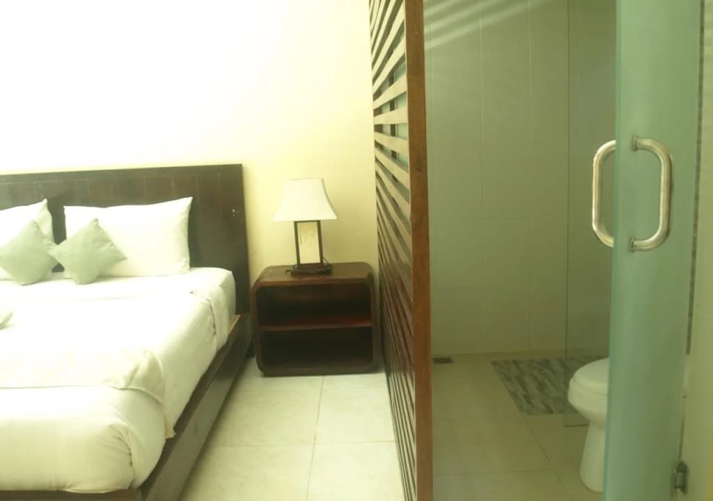 Gatsby Hotel and Hostel - photo 2