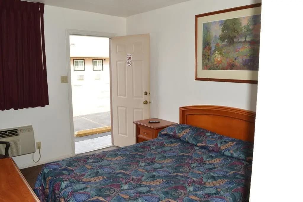 Jay Motel - photo 5
