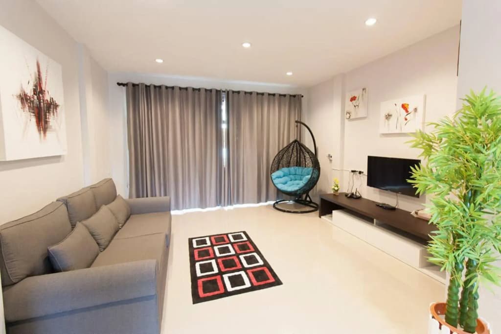 Mom House - photo 6