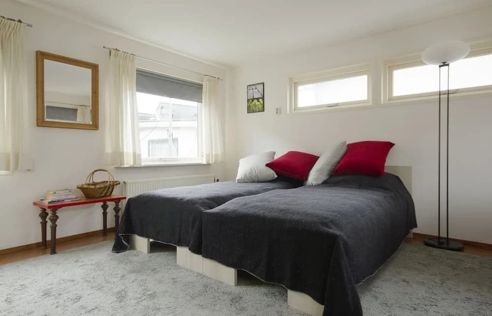 Studio On Beautiful Houseboat - photo 2