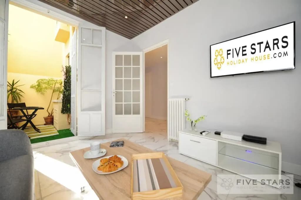 Studio 53 five stars holiday house - photo 14