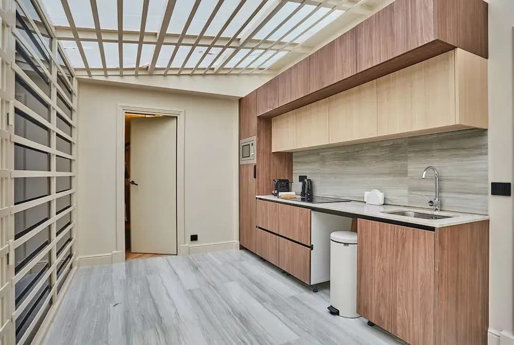 Incredible Le Marais Apartment With Terrace - photo 12