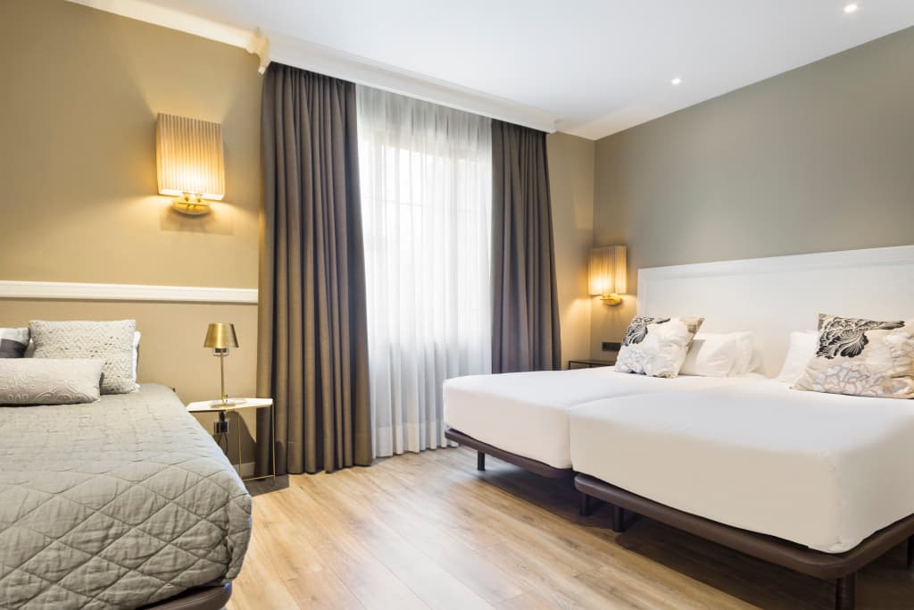 Hotel Acta Splendid - photo 4