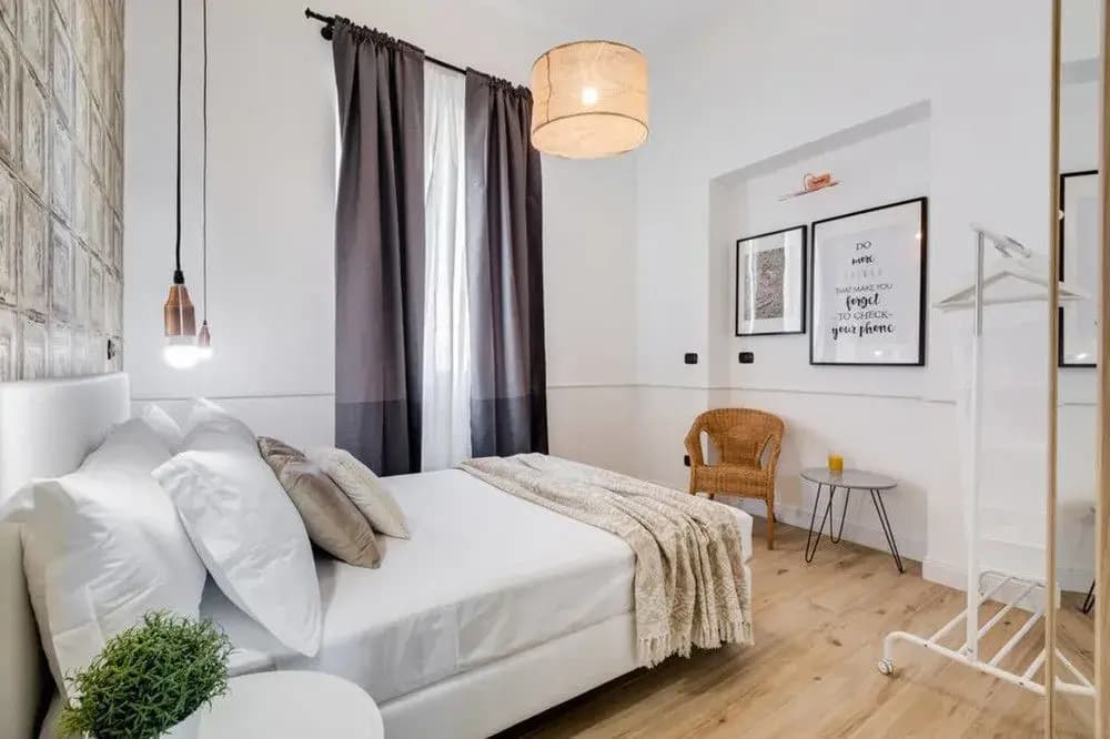 Large & Stylish 3 bed Flat in Excellent Location - photo 17