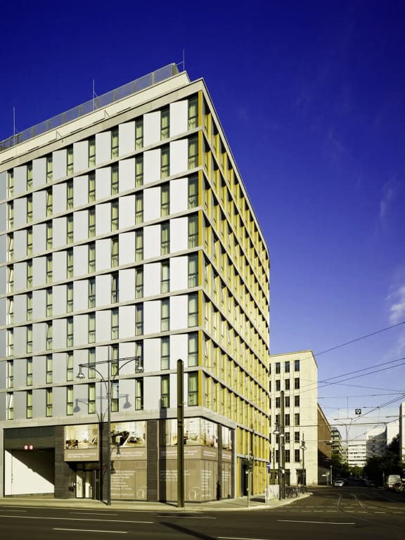 VISIONAPARTMENTS Berlin Otto-Braun-Strasse - photo 1