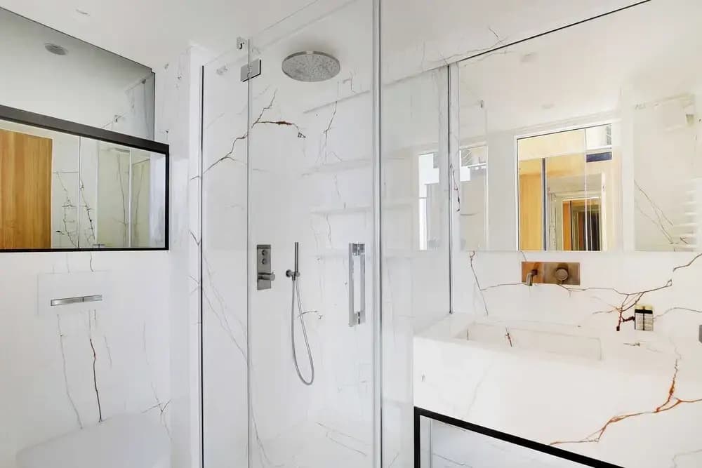 Exceptional apt With A/C - 2bd/4p - Parc Monceau - photo 8