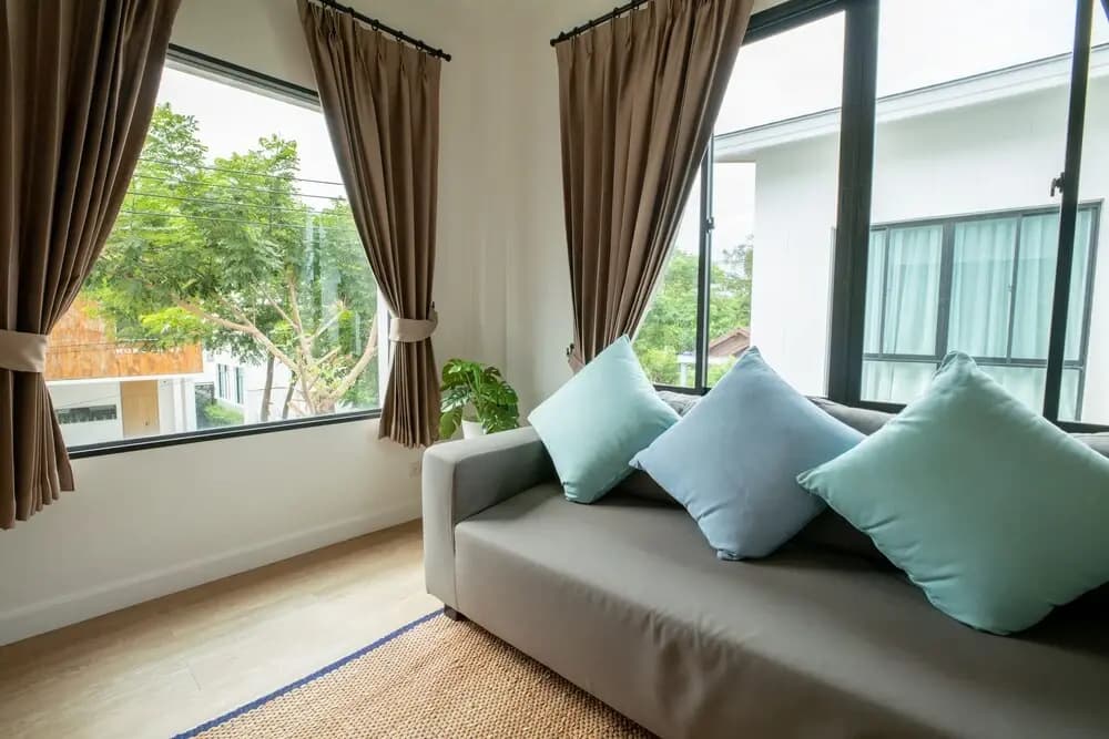 B.Jin Home - photo 2