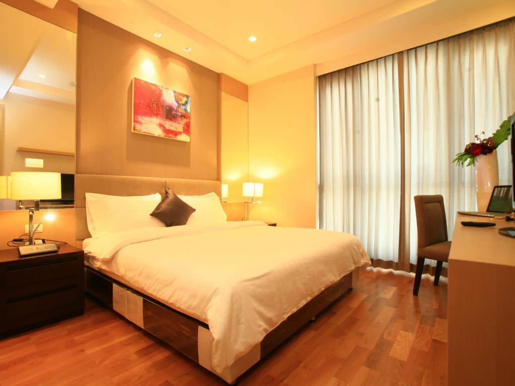 39 Boulevard Executive Residence - photo 2