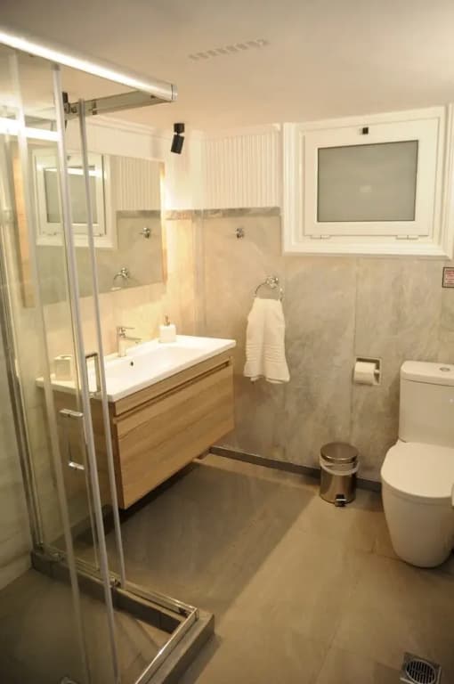 Spacious Apartment in Athens - photo 9