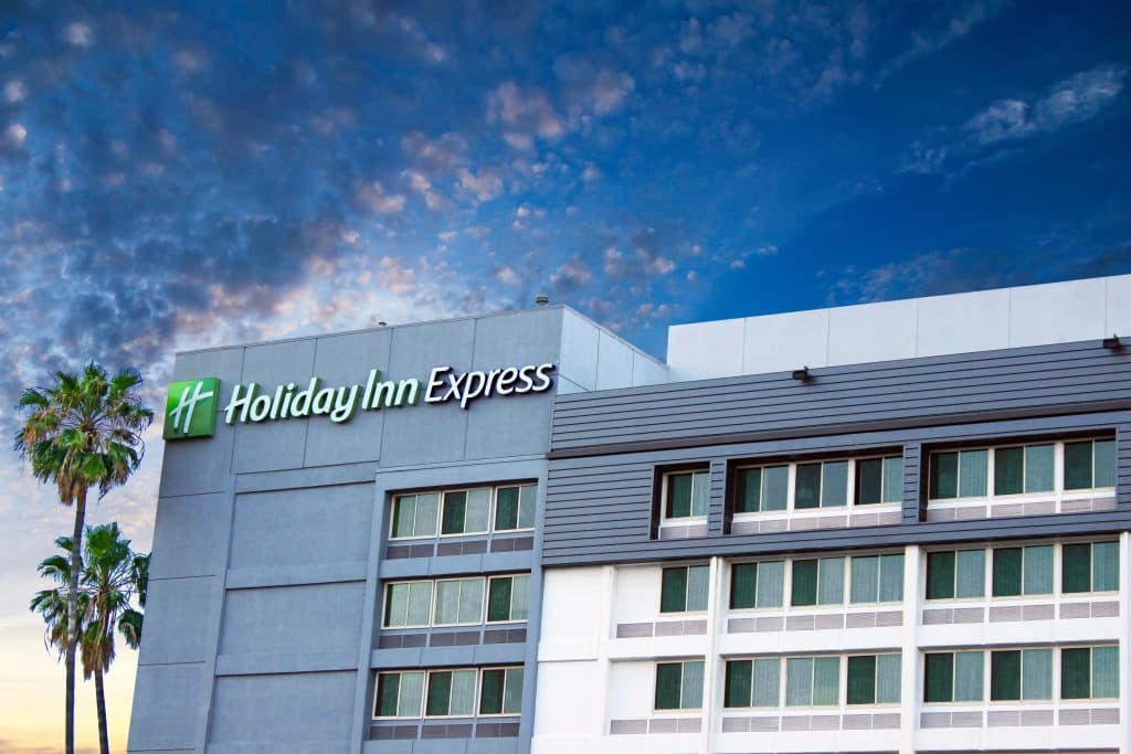 Holiday Inn Express Van Nuys by IHG - photo 1